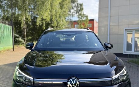 Volkswagen Tiguan, 2024 год, 6 500 000 рублей, 10 фотография