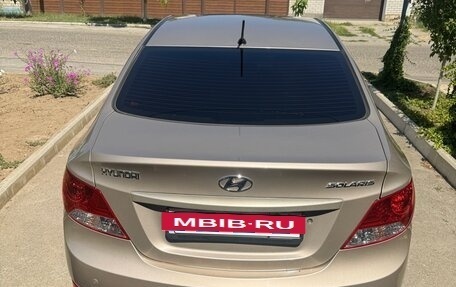 Hyundai Solaris II рестайлинг, 2014 год, 1 000 000 рублей, 2 фотография
