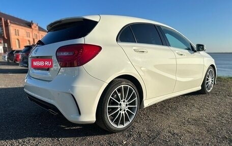 Mercedes-Benz A-Класс, 2015 год, 1 510 000 рублей, 4 фотография