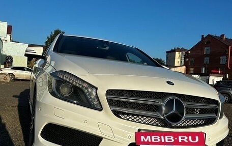 Mercedes-Benz A-Класс, 2015 год, 1 510 000 рублей, 3 фотография