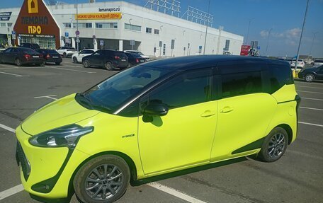 Toyota Sienta II, 2019 год, 1 850 000 рублей, 3 фотография