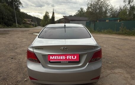 Hyundai Solaris II рестайлинг, 2015 год, 730 000 рублей, 6 фотография