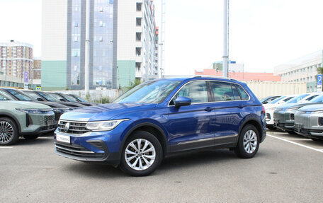 Volkswagen Tiguan II, 2021 год, 2 100 000 рублей, 1 фотография
