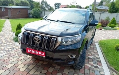 Toyota Land Cruiser Prado 150 рестайлинг 2, 2017 год, 3 650 000 рублей, 1 фотография