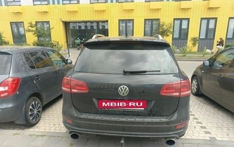 Volkswagen Touareg III, 2011 год, 1 450 000 рублей, 5 фотография