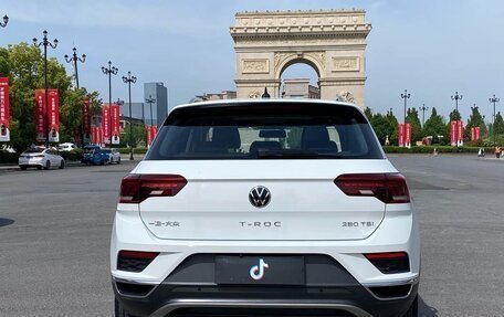 Volkswagen T-Roc I, 2022 год, 1 625 000 рублей, 4 фотография