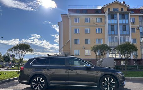 Volkswagen Passat B8 рестайлинг, 2017 год, 2 400 000 рублей, 6 фотография