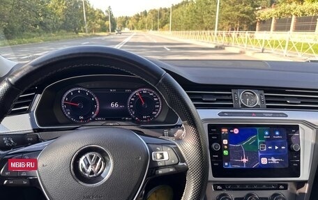 Volkswagen Passat B8 рестайлинг, 2017 год, 2 400 000 рублей, 34 фотография