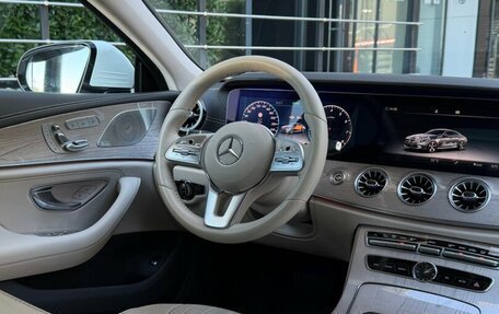 Mercedes-Benz CLS, 2019 год, 5 000 000 рублей, 15 фотография