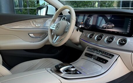 Mercedes-Benz CLS, 2019 год, 5 000 000 рублей, 14 фотография