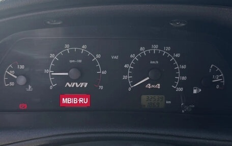 Chevrolet Niva I рестайлинг, 2018 год, 899 000 рублей, 7 фотография
