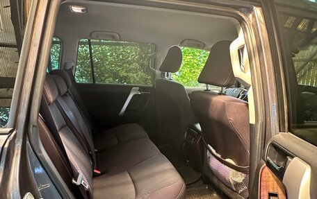 Toyota Land Cruiser Prado 150 рестайлинг 2, 2014 год, 4 500 000 рублей, 6 фотография