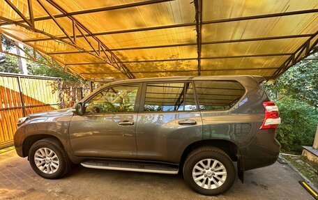 Toyota Land Cruiser Prado 150 рестайлинг 2, 2014 год, 4 500 000 рублей, 23 фотография