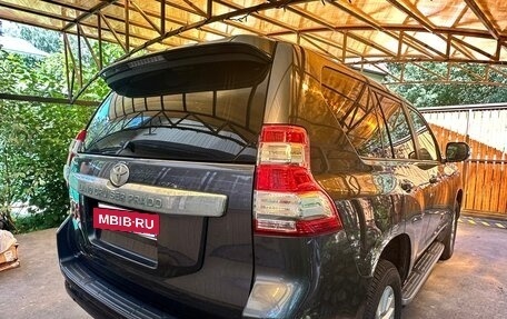 Toyota Land Cruiser Prado 150 рестайлинг 2, 2014 год, 4 500 000 рублей, 25 фотография