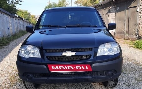 Chevrolet Niva I рестайлинг, 2016 год, 660 000 рублей, 3 фотография