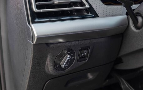 Volkswagen Lavida, 2023 год, 1 650 000 рублей, 3 фотография