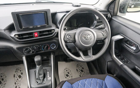 Toyota Raize I, 2022 год, 1 449 000 рублей, 10 фотография