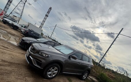 Geely Atlas, 2023 год, 1 550 000 рублей, 2 фотография