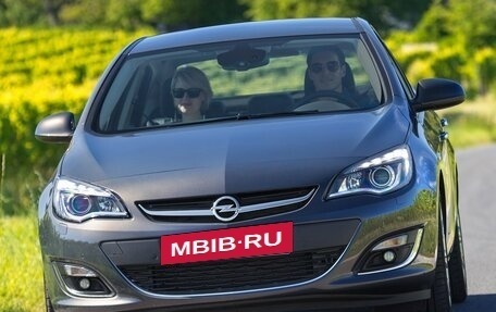 Opel Astra J, 2013 год, 650 000 рублей, 3 фотография