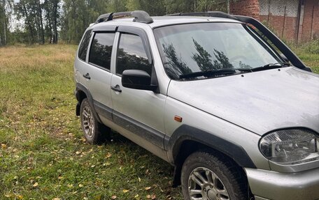 Chevrolet Niva I рестайлинг, 2006 год, 285 000 рублей, 3 фотография