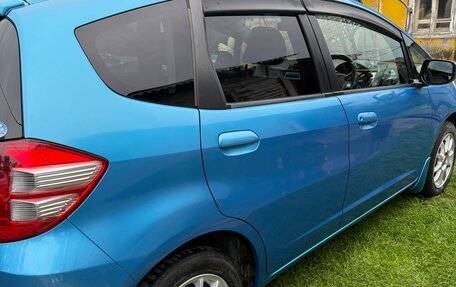 Honda Fit III, 2010 год, 830 000 рублей, 5 фотография