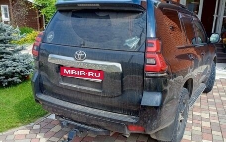 Toyota Land Cruiser Prado 150 рестайлинг 2, 2017 год, 3 650 000 рублей, 2 фотография
