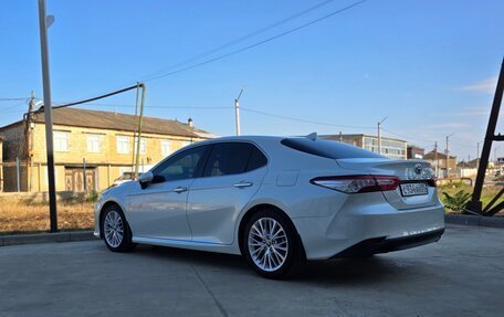 Toyota Camry, 2019 год, 3 180 000 рублей, 3 фотография