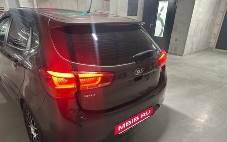 KIA Rio III рестайлинг, 2016 год, 930 000 рублей, 3 фотография