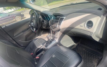 Chevrolet Cruze II, 2009 год, 470 000 рублей, 4 фотография