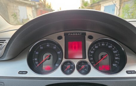 Volkswagen Passat B6, 2007 год, 580 000 рублей, 21 фотография