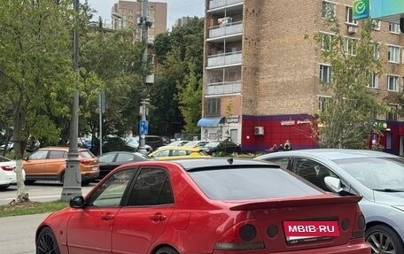 Toyota Altezza, 1998 год, 650 000 рублей, 2 фотография
