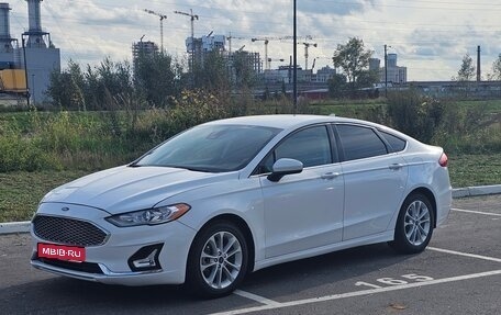Ford Fusion (North America) II, 2019 год, 1 000 000 рублей, 1 фотография
