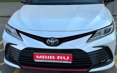 Toyota Camry, 2022 год, 3 350 000 рублей, 1 фотография