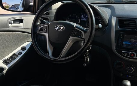 Hyundai Solaris II рестайлинг, 2012 год, 770 000 рублей, 10 фотография