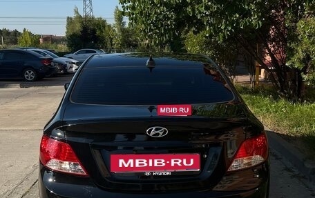 Hyundai Solaris II рестайлинг, 2012 год, 770 000 рублей, 2 фотография