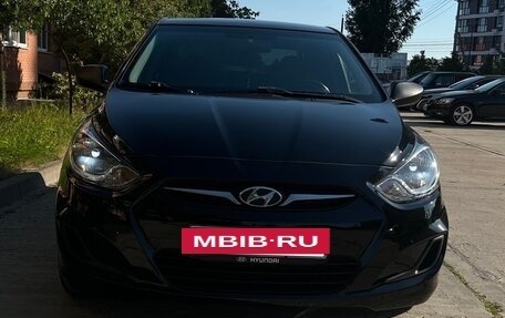 Hyundai Solaris II рестайлинг, 2012 год, 770 000 рублей, 4 фотография
