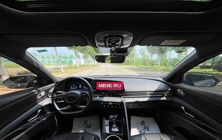 Hyundai Elantra, 2023 год, 1 540 000 рублей, 8 фотография