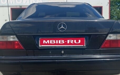 Mercedes-Benz E-Класс, 1995 год, 1 600 000 рублей, 2 фотография
