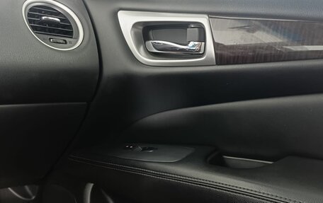 Nissan Pathfinder, 2014 год, 1 720 000 рублей, 15 фотография