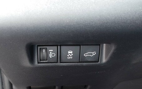 Toyota RAV4, 2026 год, 4 449 999 рублей, 29 фотография