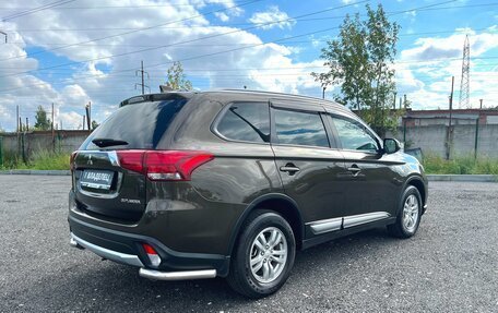 Mitsubishi Outlander III рестайлинг 3, 2018 год, 1 896 000 рублей, 5 фотография