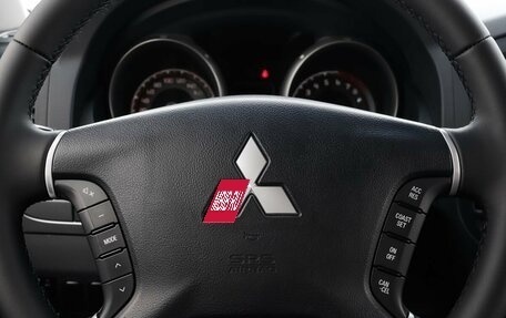 Mitsubishi Pajero IV, 2011 год, 2 250 000 рублей, 12 фотография