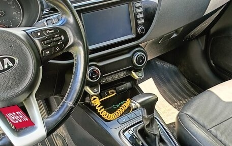 KIA Rio IV, 2017 год, 1 390 000 рублей, 5 фотография