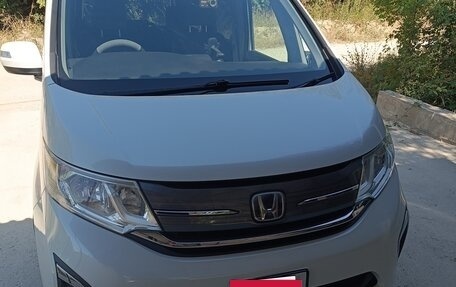 Honda Stepwgn IV, 2020 год, 2 120 000 рублей, 3 фотография