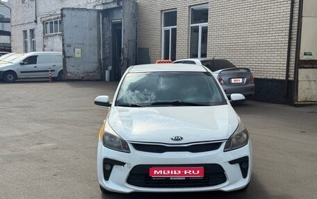 KIA Rio IV, 2018 год, 620 000 рублей, 1 фотография
