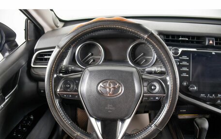 Toyota Camry, 2020 год, 2 599 000 рублей, 15 фотография
