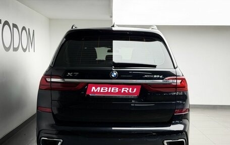 BMW X7, 2022 год, 11 050 000 рублей, 3 фотография