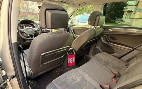 Volkswagen Tiguan II, 2017 год, 2 500 000 рублей, 18 фотография