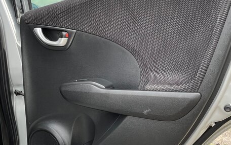 Honda Fit III, 2012 год, 900 000 рублей, 8 фотография