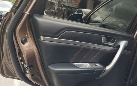 Haval H6, 2019 год, 1 400 000 рублей, 16 фотография
